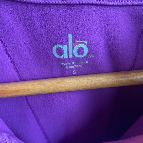 ALO Yoga Quarter Zip Running Pull Over Sz Small 💟 - Picture 3 of 4